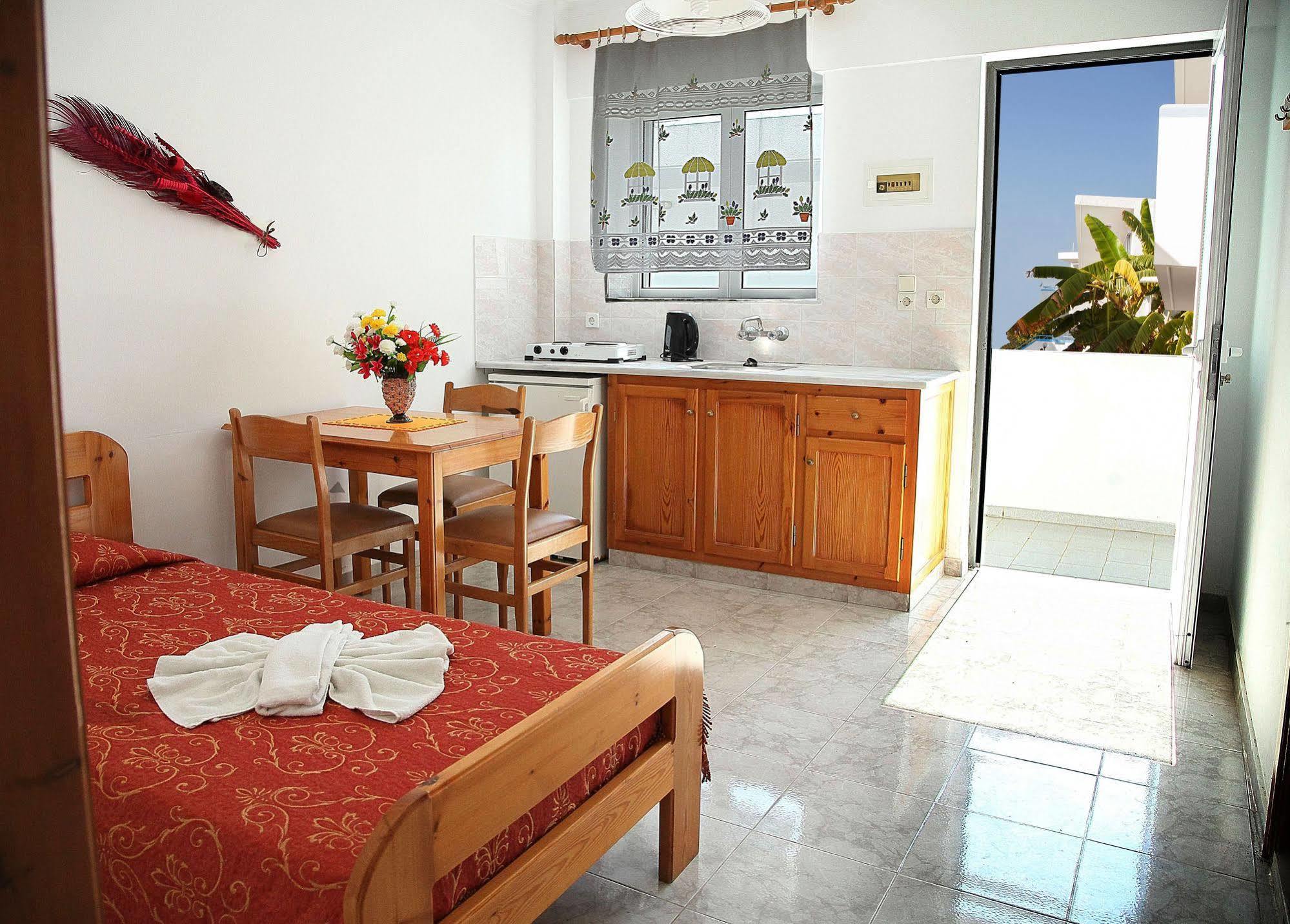 Yiannis Yard Studios & Apartments Kos By Eksteriør billede