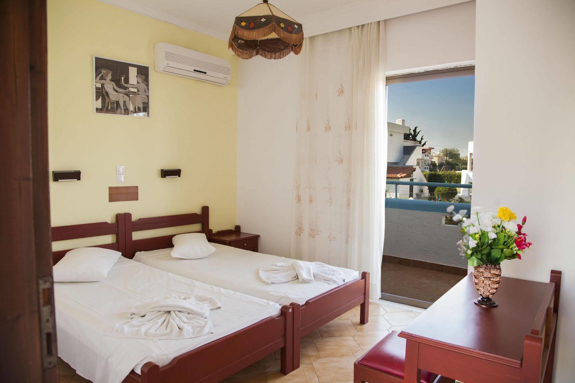 Yiannis Yard Studios & Apartments Kos By Eksteriør billede