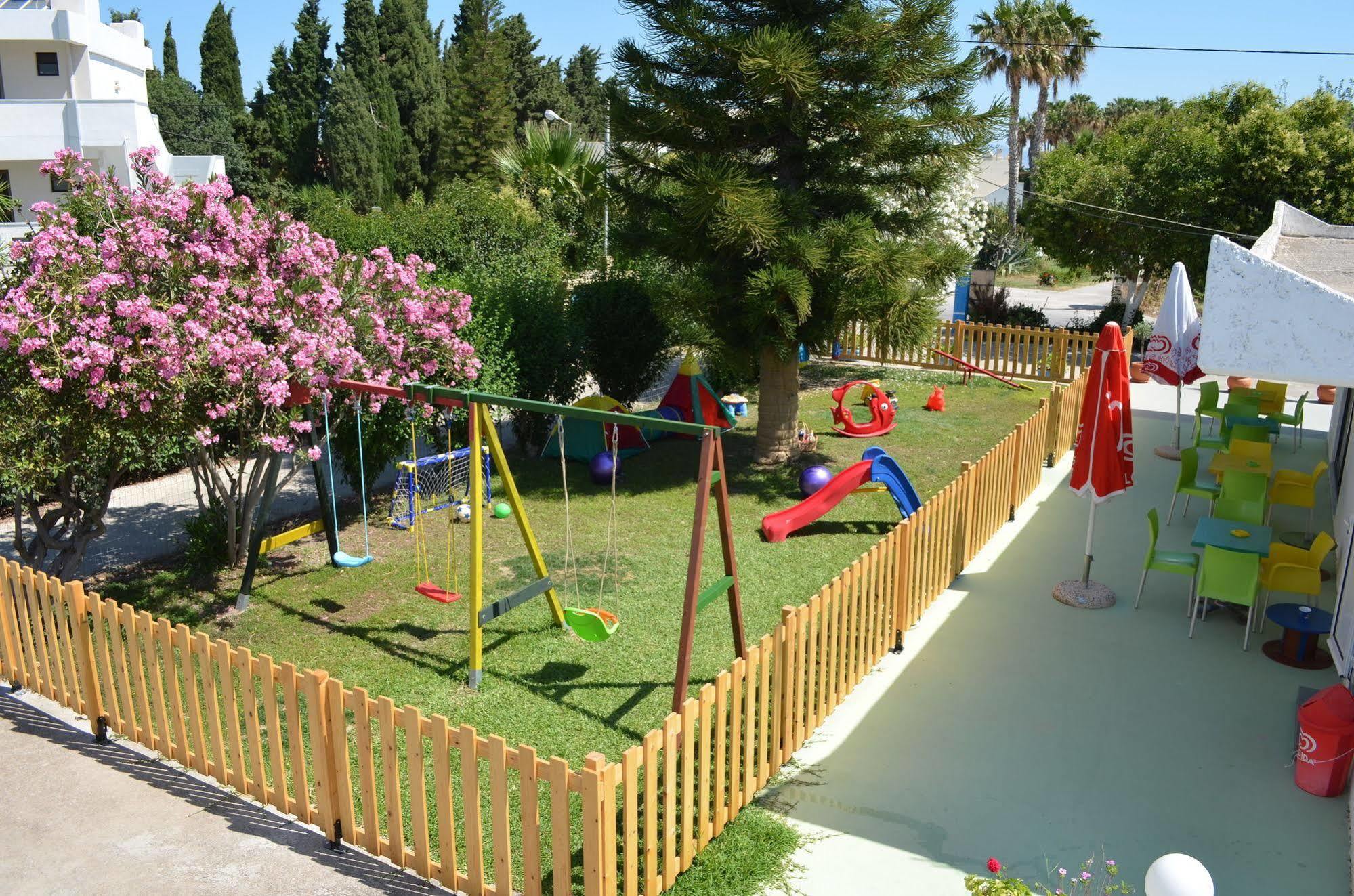 Yiannis Yard Studios & Apartments Kos By Eksteriør billede